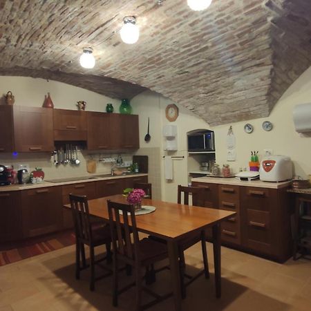 Casa Vacanza Todi Antica Eksteriør billede