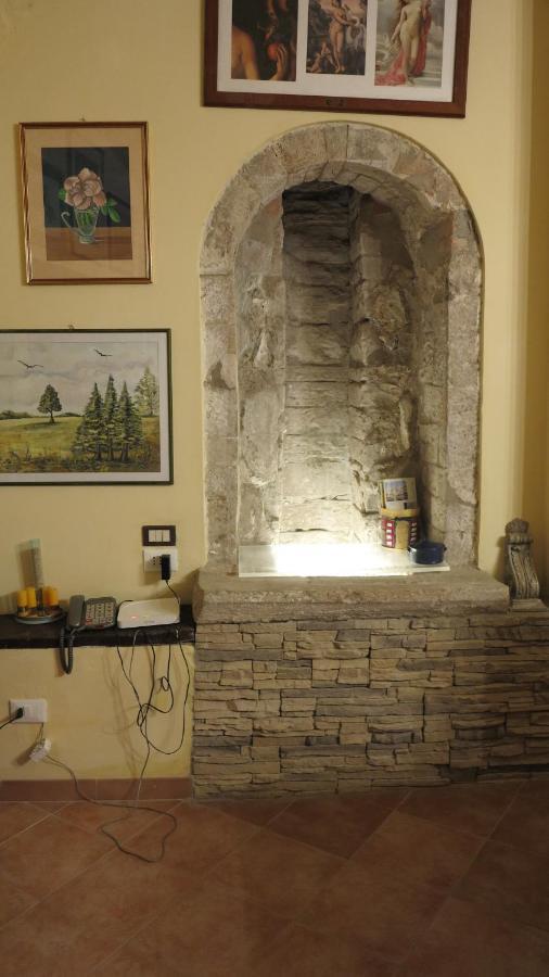 Casa Vacanza Todi Antica Eksteriør billede