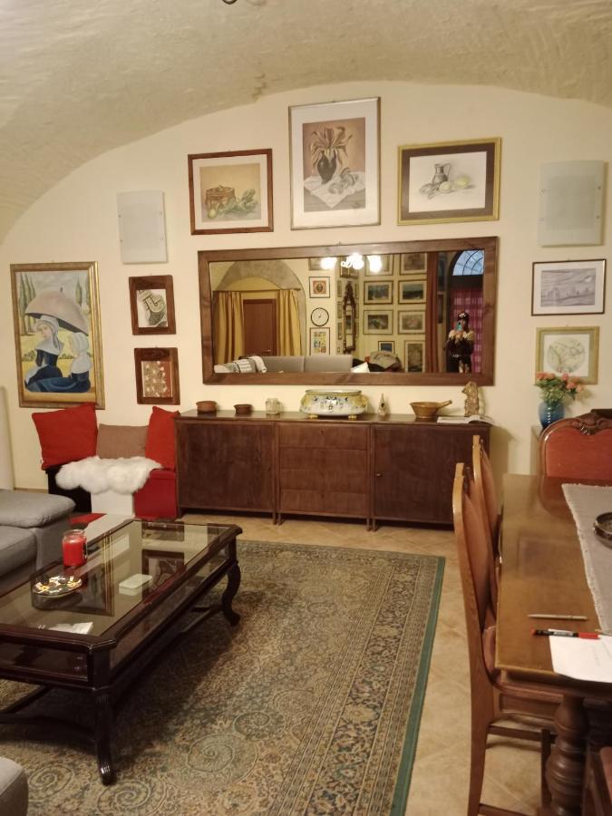 Casa Vacanza Todi Antica Eksteriør billede