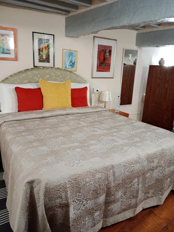 Casa Vacanza Todi Antica Eksteriør billede